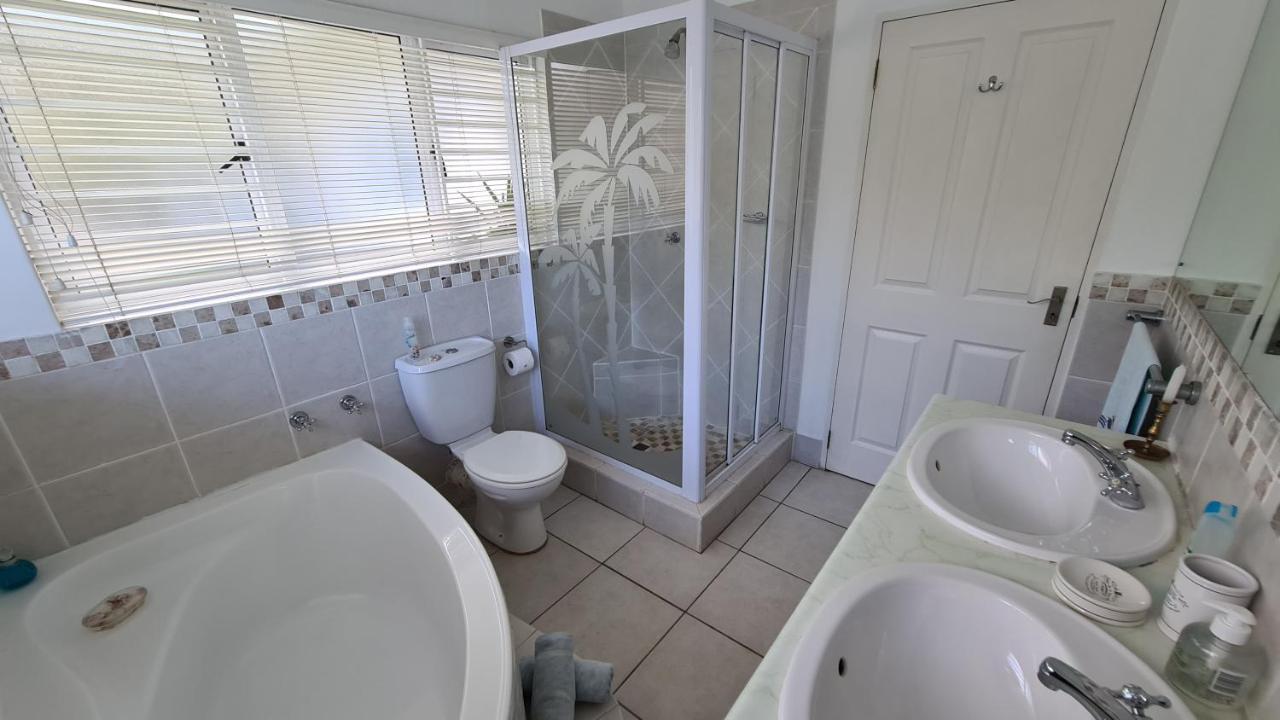 Shaka'S Seat Guesthouse Ballito Eksteriør bilde