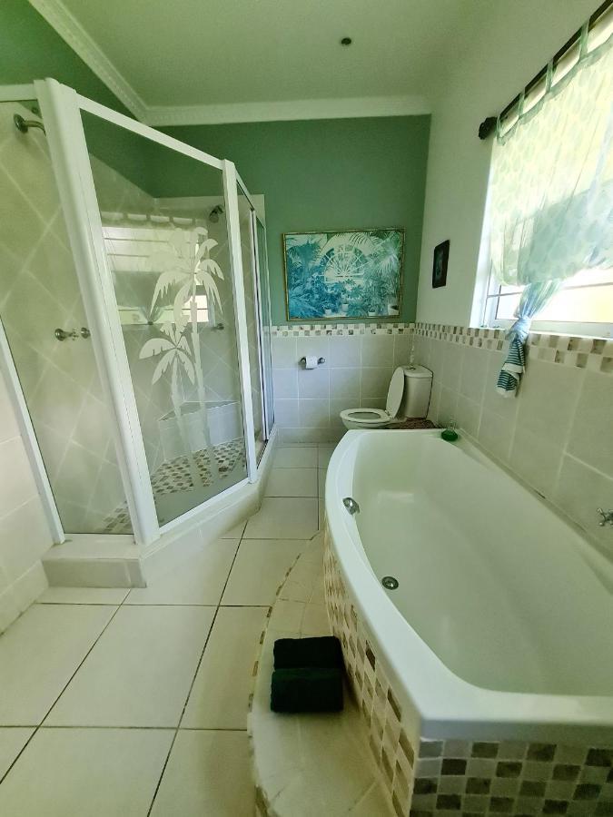 Shaka'S Seat Guesthouse Ballito Eksteriør bilde