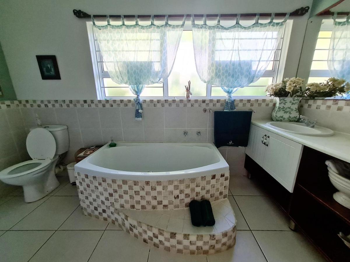 Shaka'S Seat Guesthouse Ballito Eksteriør bilde